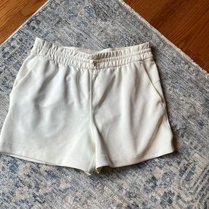 Soft streme high rise shorts. 4” inseam